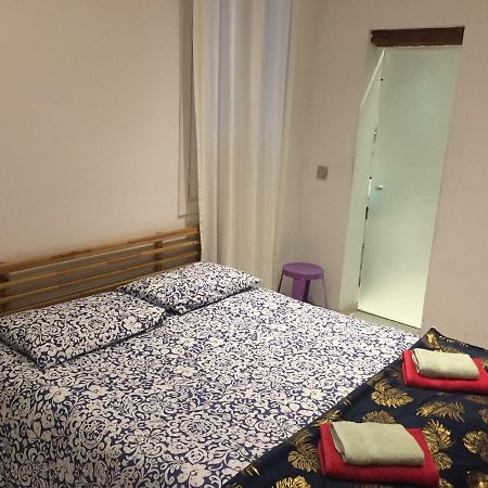Apartamentos Carretas-Sol 2 Madrid Luaran gambar