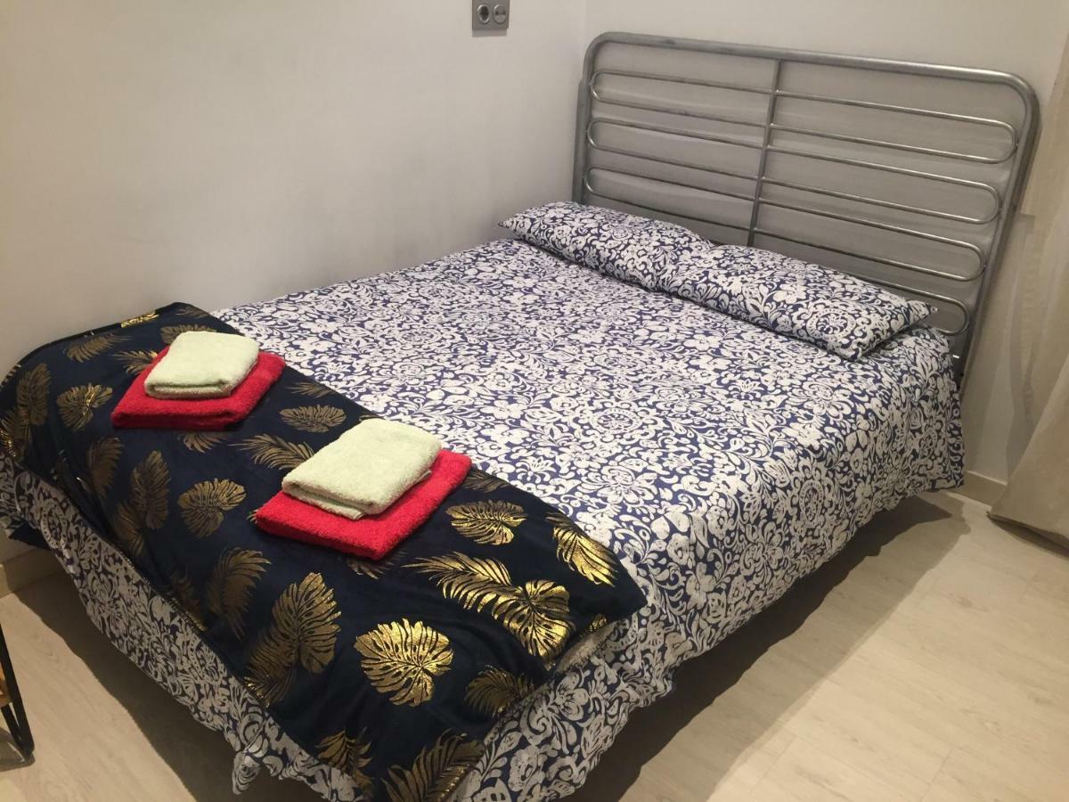 Apartamentos Carretas-Sol 2 Madrid Luaran gambar